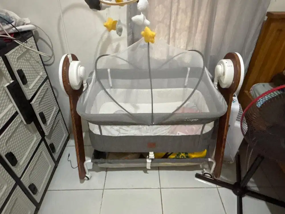 Box bayi swing otomatis