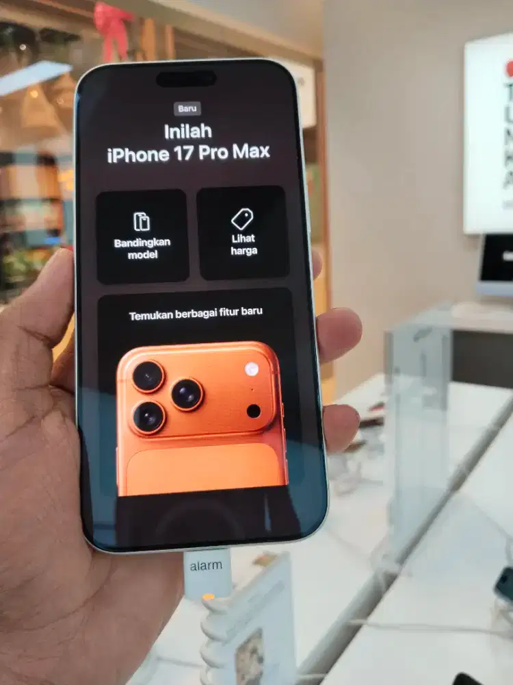 Kredit iphone 17 promax warna silver