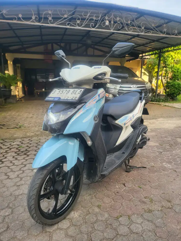Yamaha Gear 125 Blue Core 2023 Putih Biru