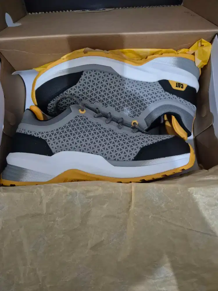 Sepatu safety Caterpillar streamline 2.0