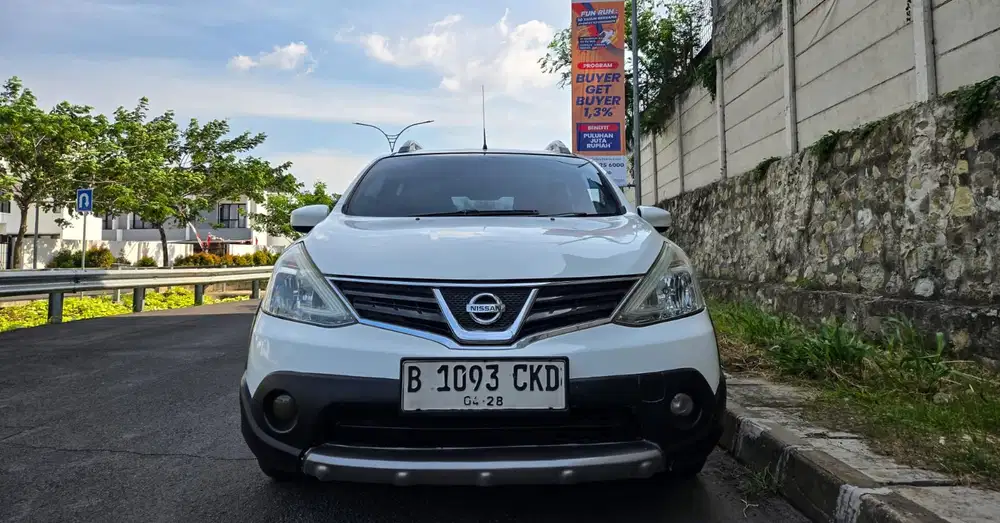 Nissan Grand livina 2013 Bensin