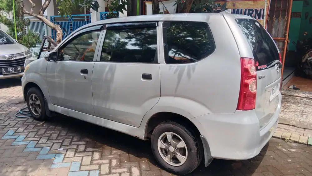 Daihatsu Xenia 2007 Bensin