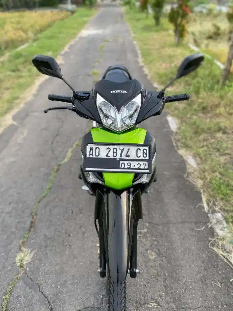 Dijual motor honda supra x 125 tahun 2013 lengkap