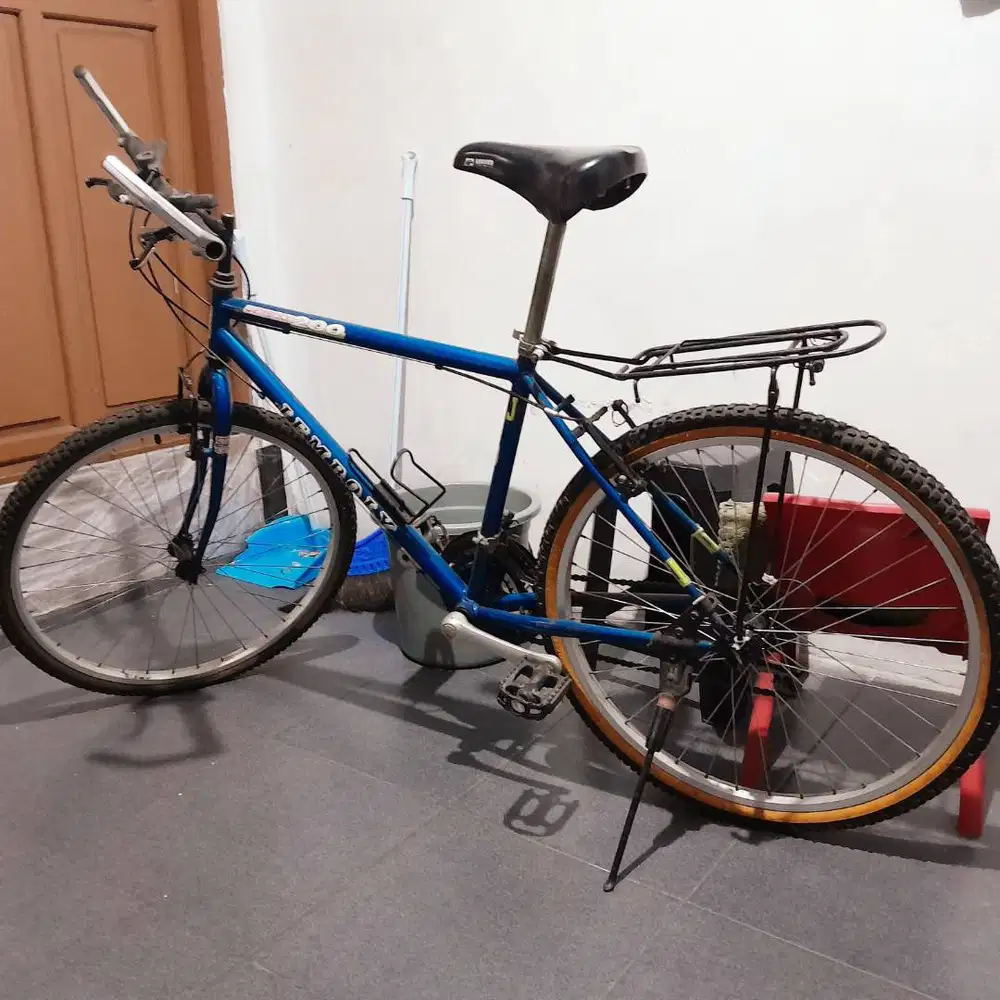 Jual sepeda jadul merk jemboly ukuran 26. Hub depan belakang united.