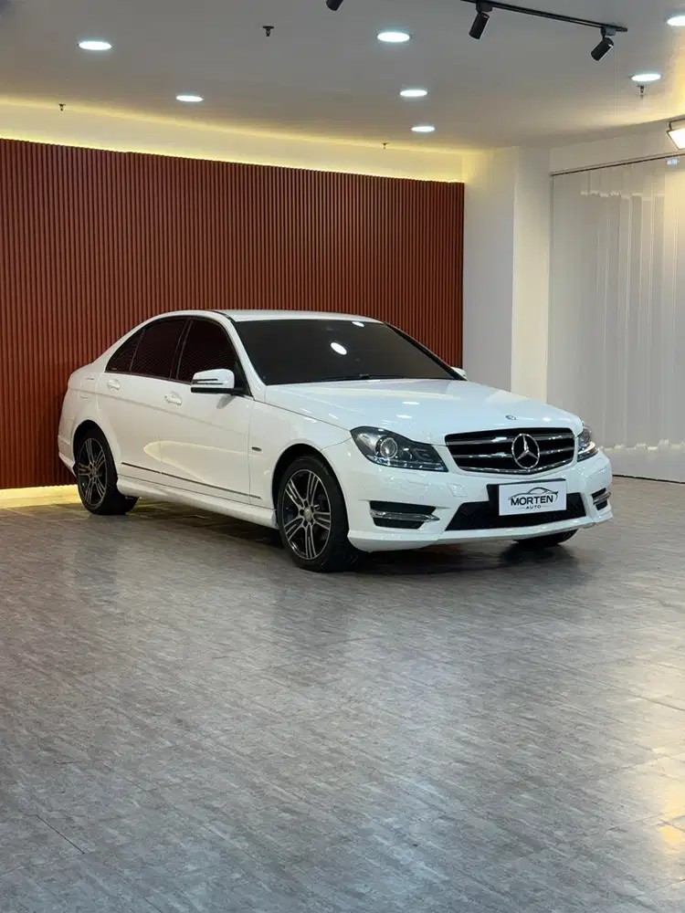 [TERMURAH] Mercedes Benz C 200 1.8 CGI Sport Edition 2014, Putih
