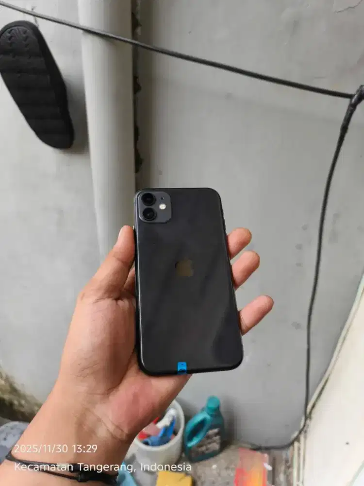 iPhone 11 64gb inter