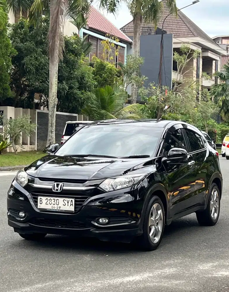 Honda HR-V E  2018 Automatic Transmition (A/T)
