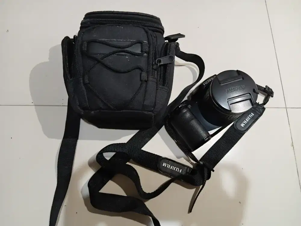 Kamera Digital : Fujifilm Finepix S4600