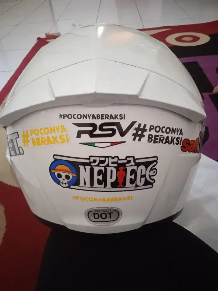 Helm RSV SV300 warna PUTIH