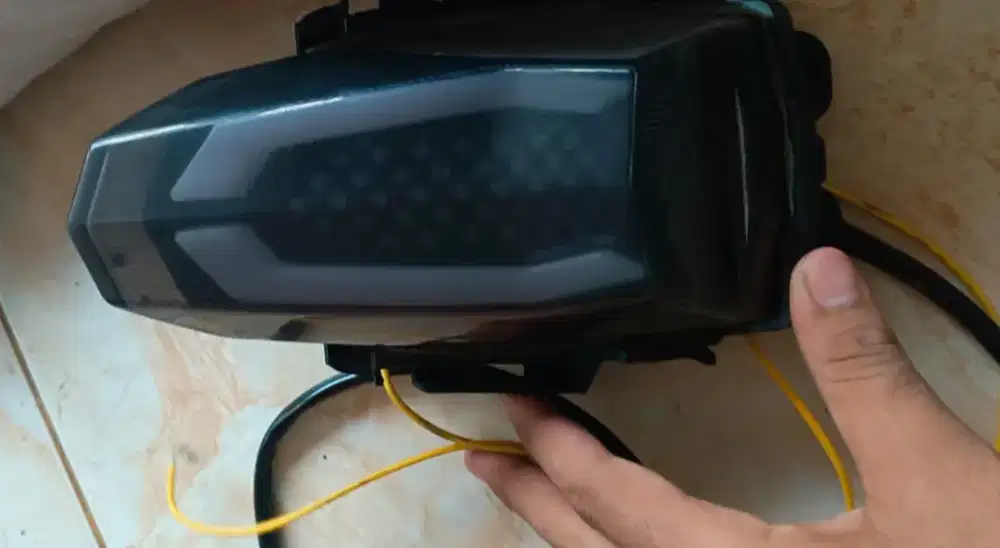 Stoplamp running r15 v3