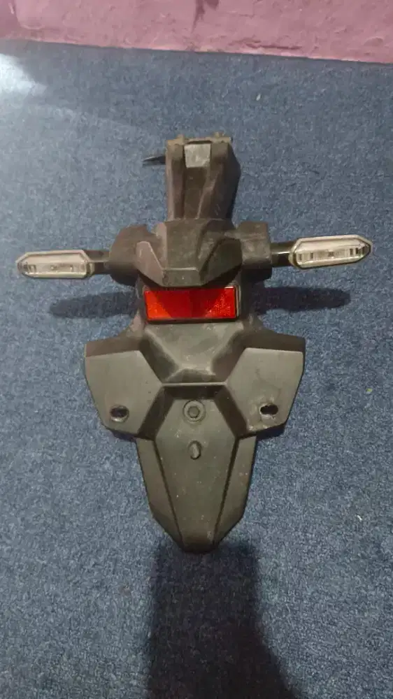 Spakbor belakang CBR 150 K45 ori copotan honda