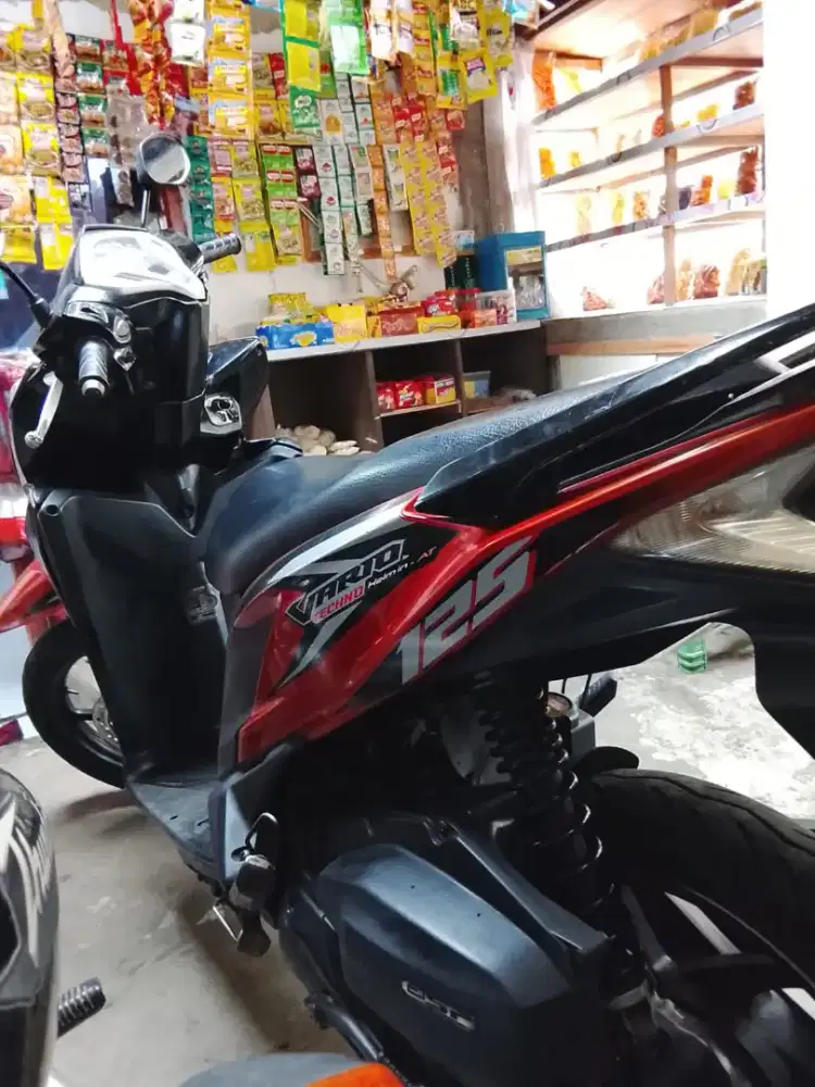 Vario KZR 125 cc Mulus Lengkap