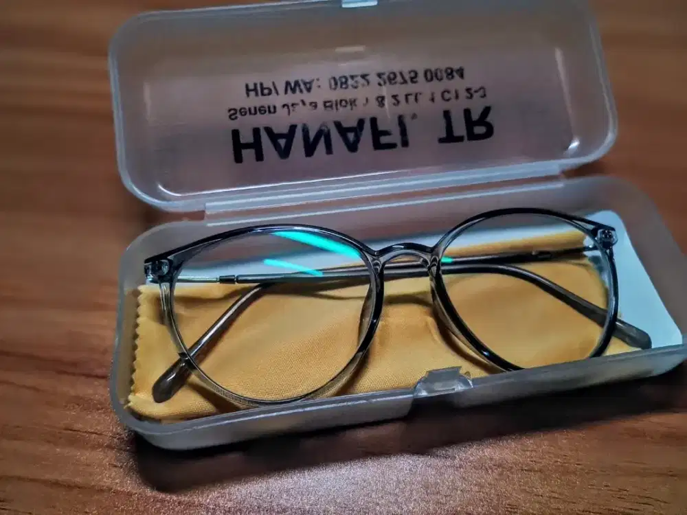 kacamata bulat kekinian