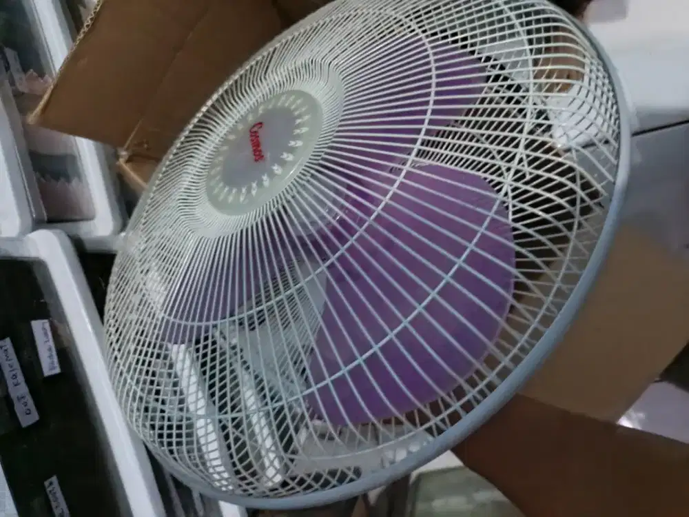 Kipas angin wall 16 inchi cosmos