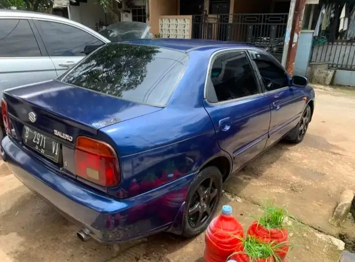 Suzuki Baleno 2001 Bensin