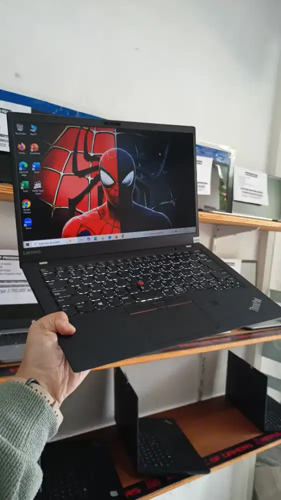 Laptop Lenovo Thinkpad X1 Carbon 5TH, Intel Core i5-7200U Ram 8 GB