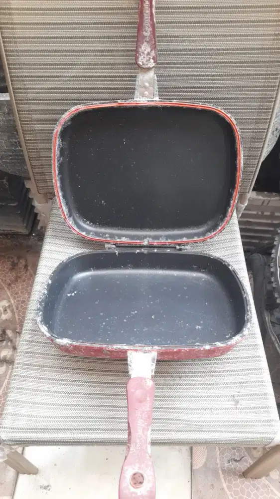 Double Pan Twin Tulipware