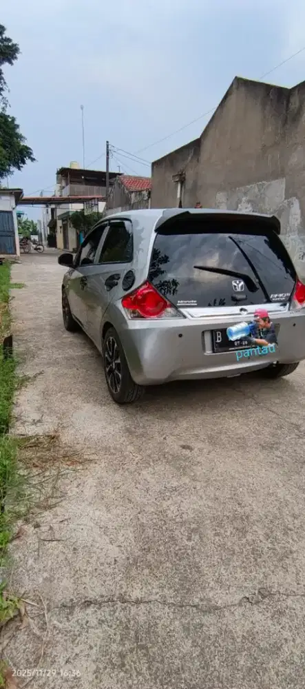 Honda Brio Metic 2016