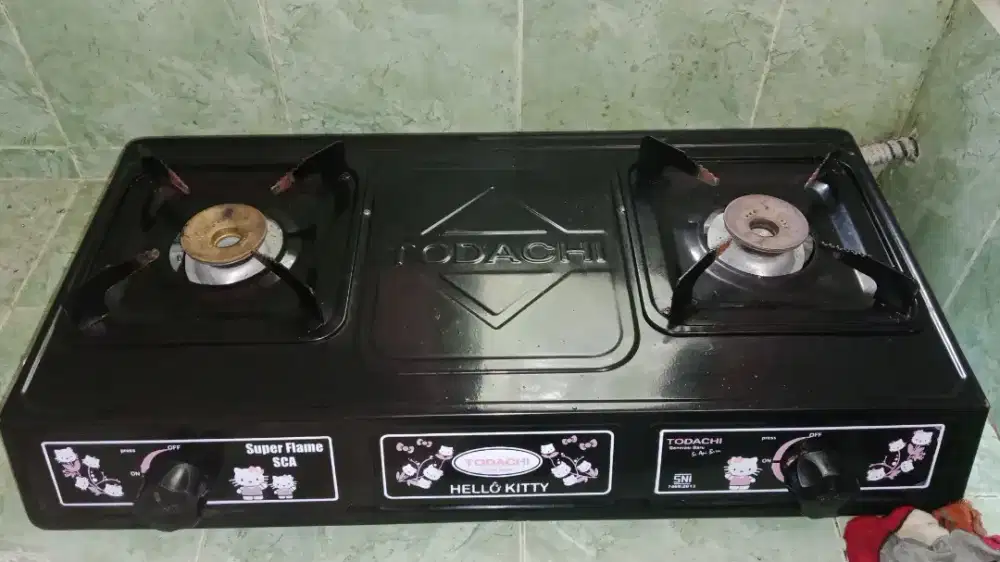 Kompor gas dua tungku merek todachi