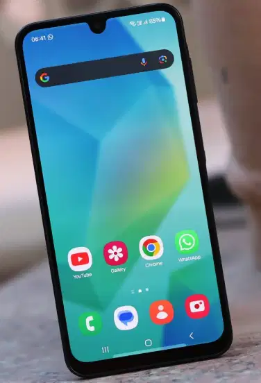 samsung a17 LTE 8/128 kondisi baru 7 hari tidak ada lecet sedikitpun