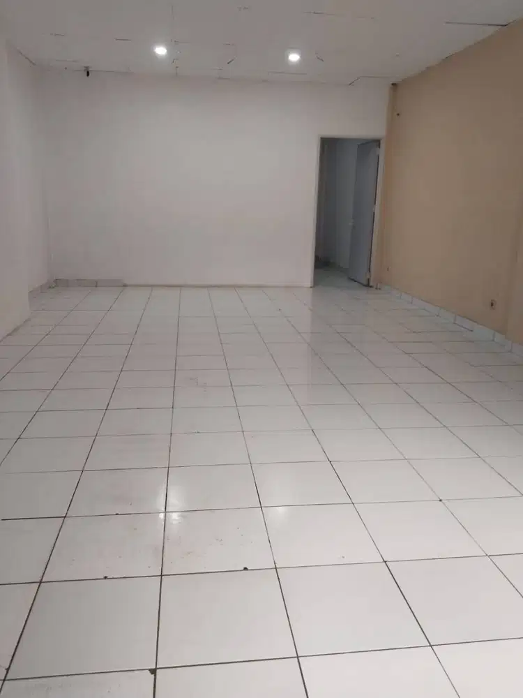 Ruko Strategis Siap Pakai di Mekarwangi Bandung