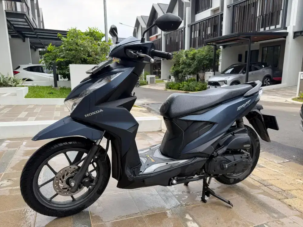 Honda Beat Deluxe CBS ISS 2023