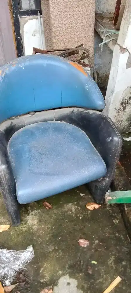 Tempat duduk sofa