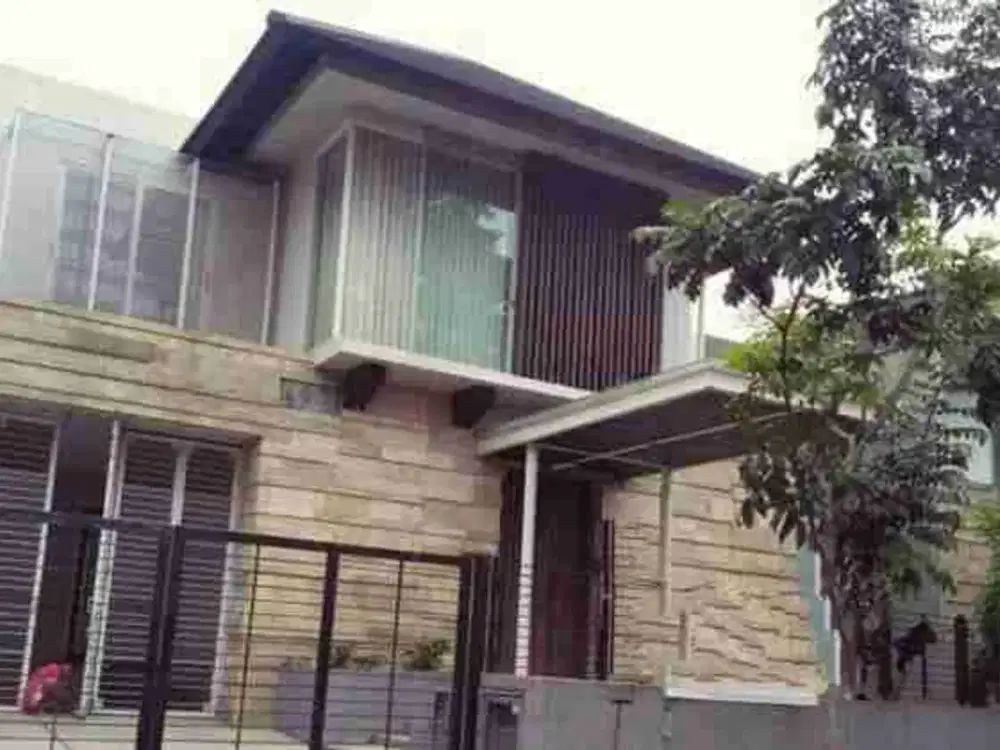 Rumah Graha Family Bagus SHM 2 Lantai Minimalis Luas 15x25