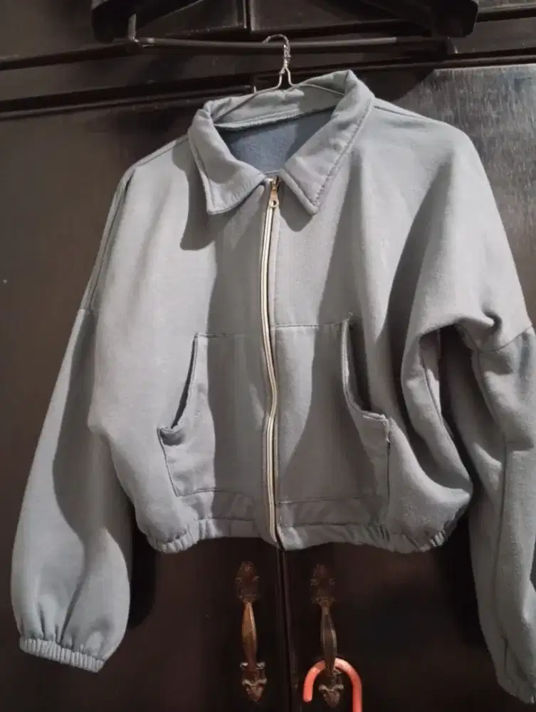 Hoodie Zipper Crop Wanita