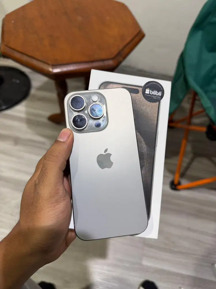 Iphone 15 Pro Natural Titanium 128gb - Resmi BliBli