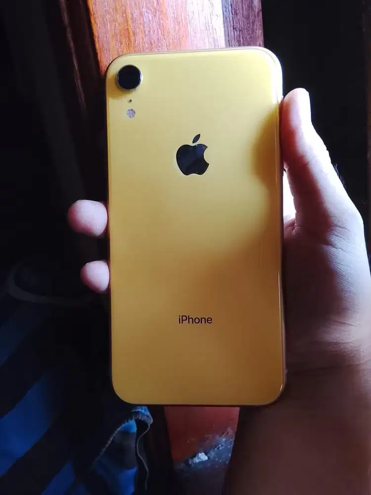 Iphone xr 128gb yellow beacukai