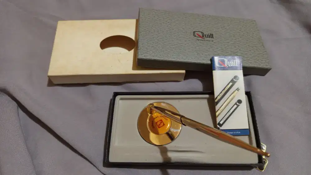 Set pulpen meja, vintage by Quill (Amerika)
