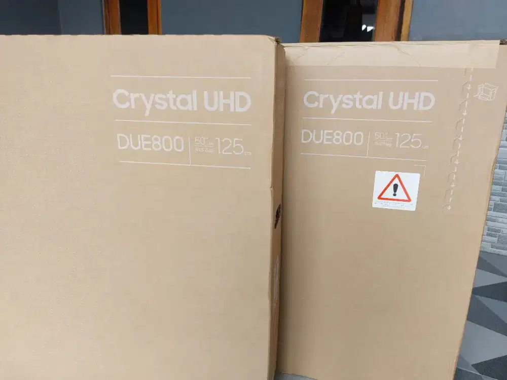 Smart tv 50 inch Coocaa & Samsung layar 4K UHD