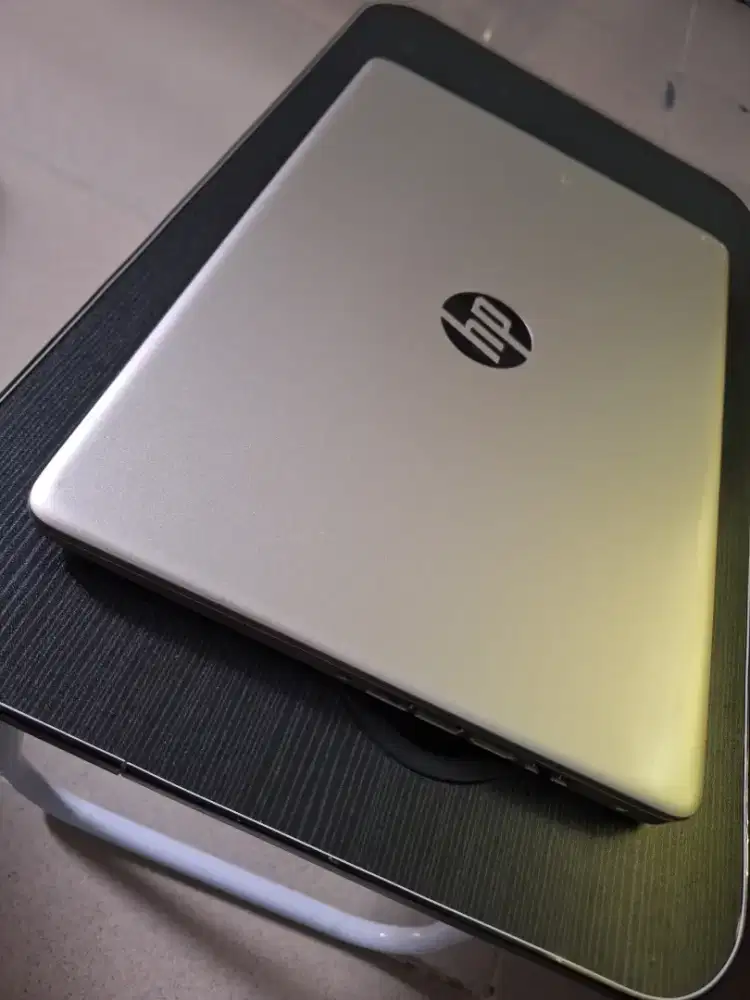 Bismillah dijual laptop hp14 slim core i5 ram 8gb ssd 512gb nvme