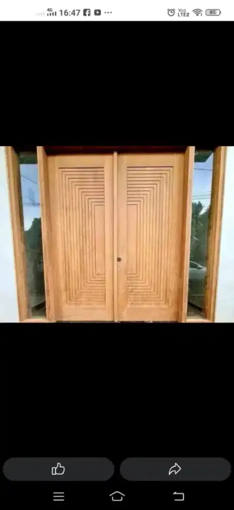 Kusen + pintu 2 + kusen jendela 2 dan daun, dari kayu bekas Meranti