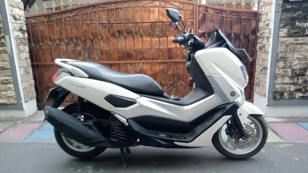 nmax 2017 mulus terawat mesin bagus cvt ok