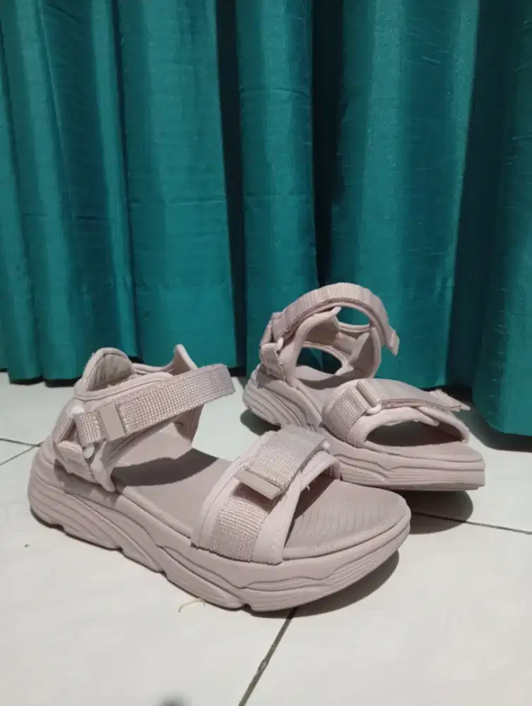 Sendal Gunung Fashion Wanita