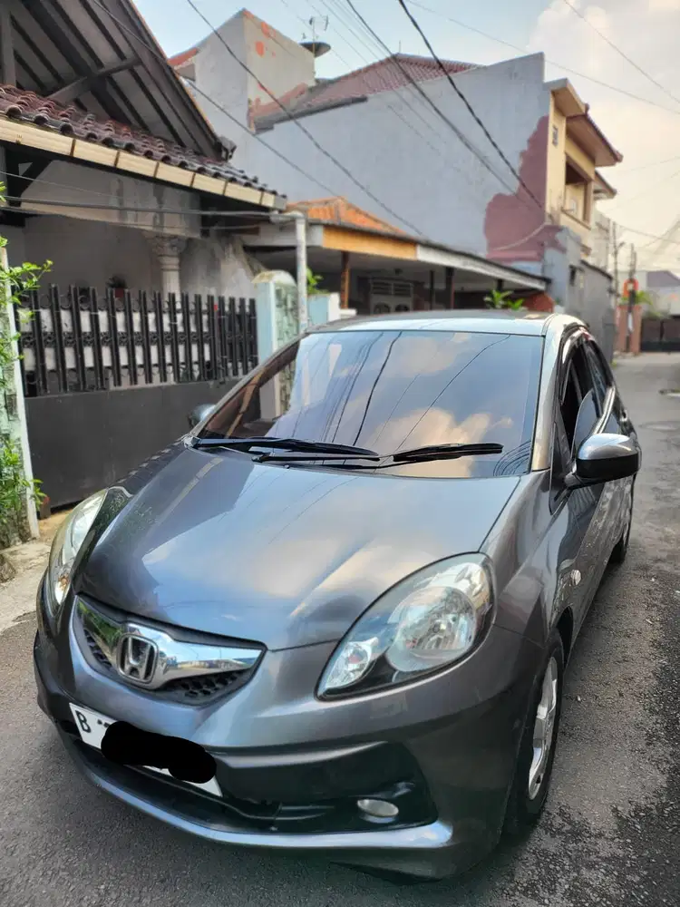 Honda Brio 2014 E Automatic Pribadi Istimewa