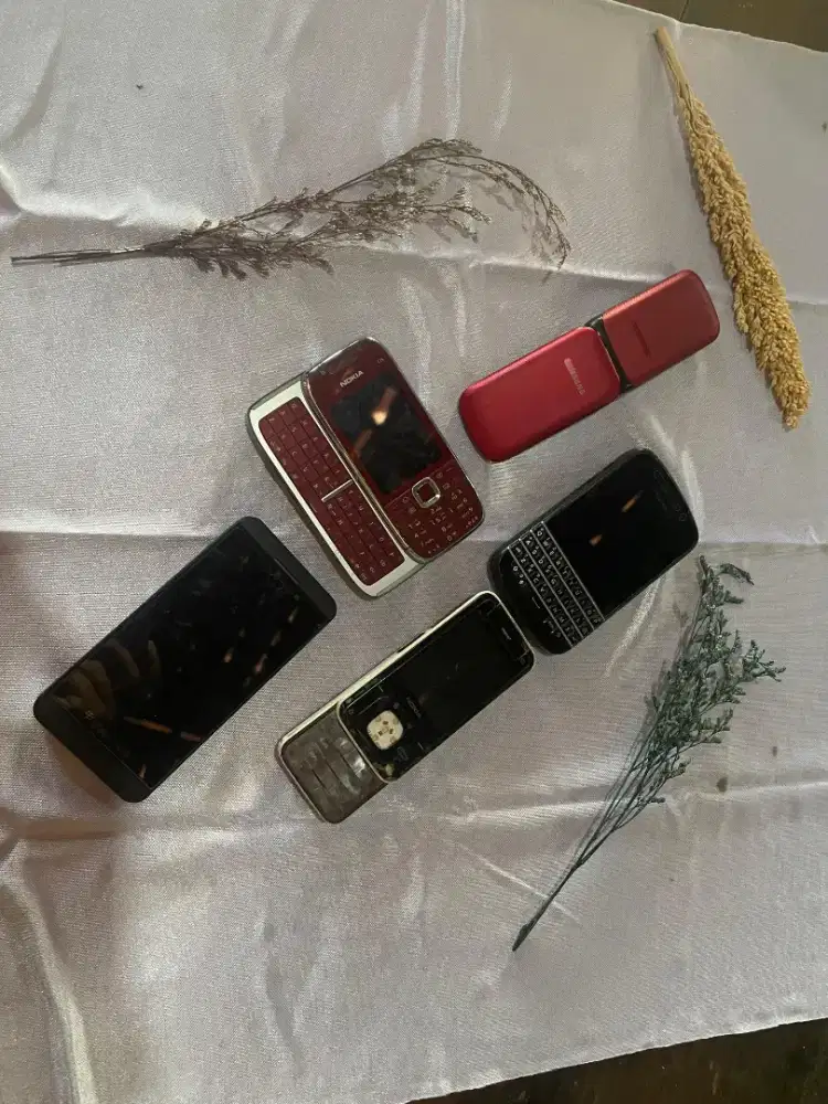 Nokia,Samsung, Blackberry