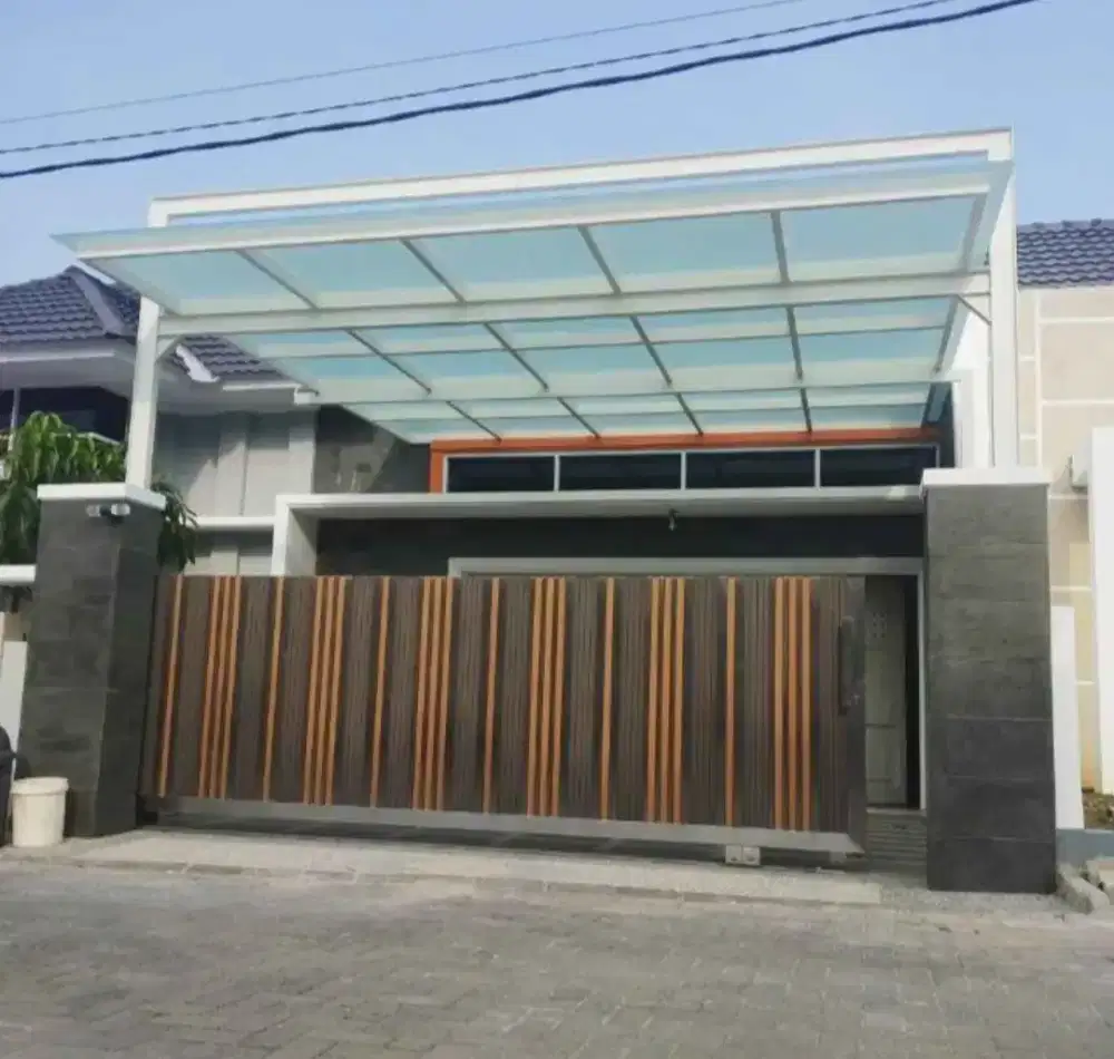 Canopi kaca tempered