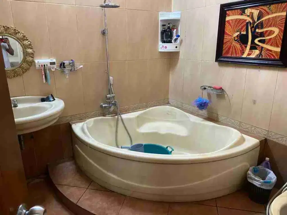 Dijual Rumah Sultan Perum Blimbing Indah