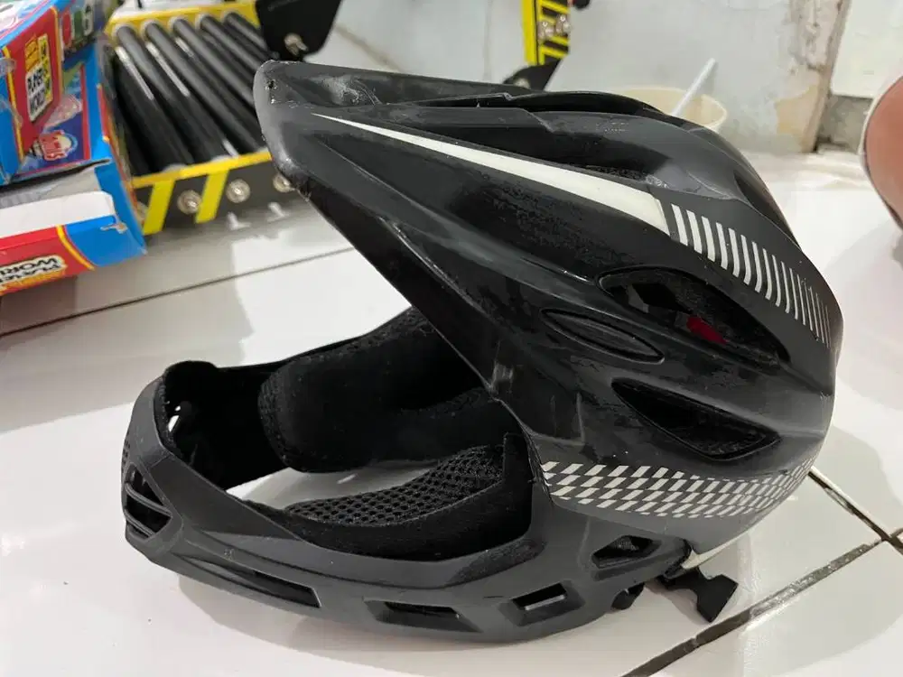 Dijual Helm Pushbike Anak Second Size S