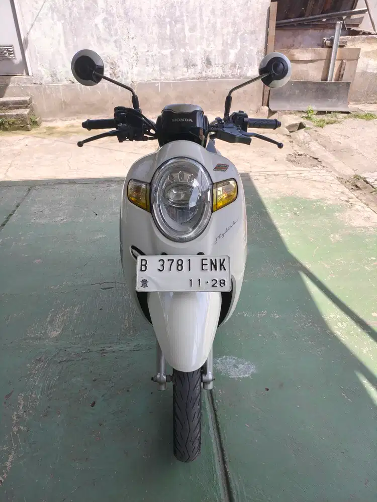 Jual Scoopy Stylish 2018 mesin Standar