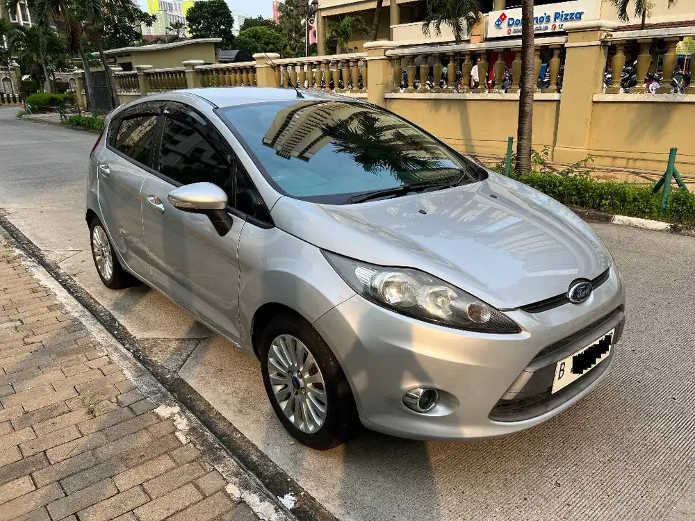 Ford Fiesta 1.4 AT Trend 2012 Mulus Terawat