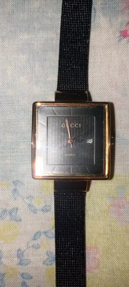 Jam tangan wanita