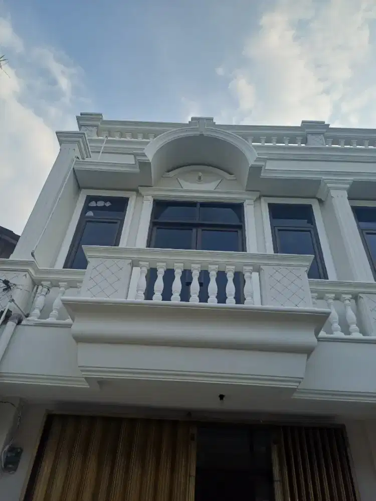 Dikontrakan Ruko 2 Lantai