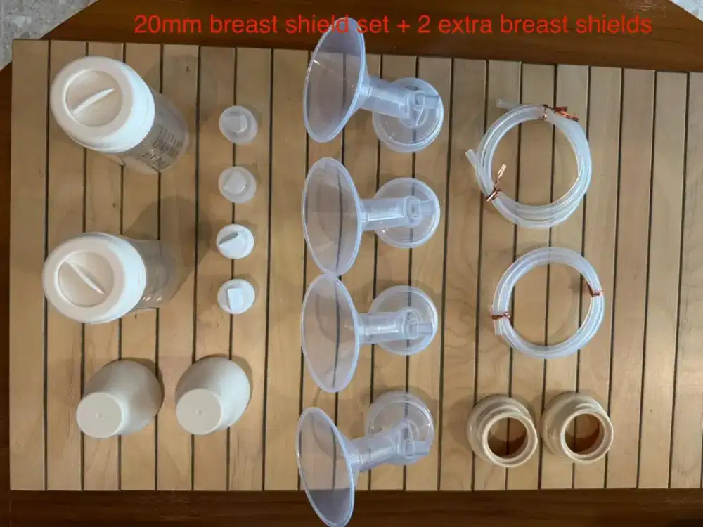 Spectra 2 sets of 20mm breast shields