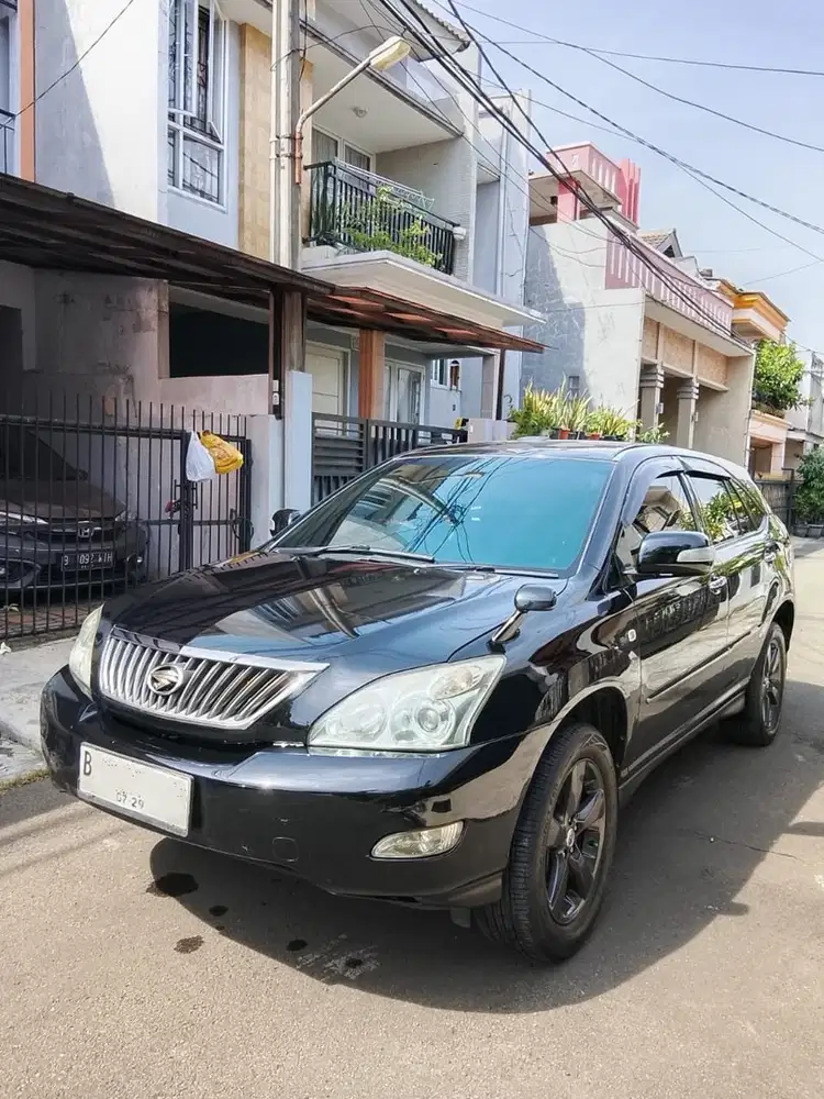 Toyota Harrier 2010 Bensin