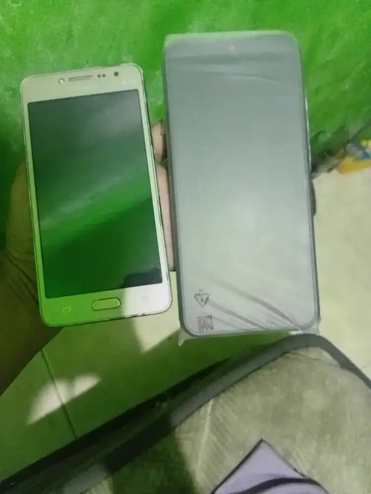 Redmi sama samsung matot