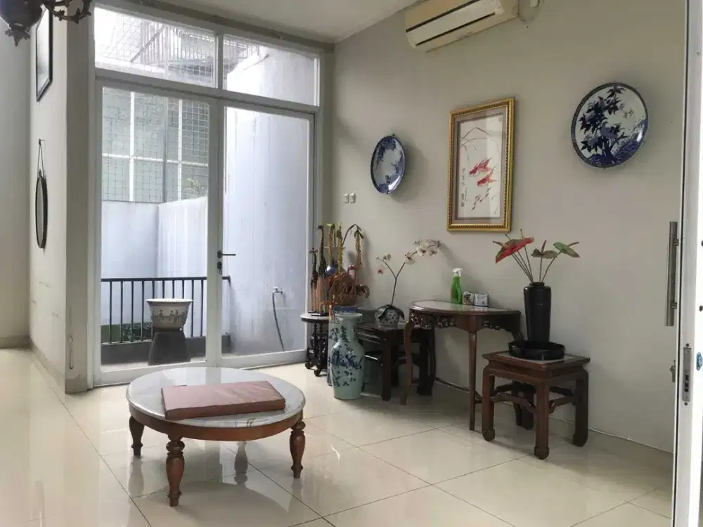Dijual Rumah Semi Furnished Kebayoran Bintaro Sektor 7 , 15745